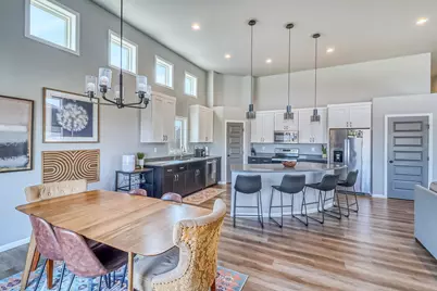 442 Hampton Drive W, Moorhead, MN 56560 - Photo 17