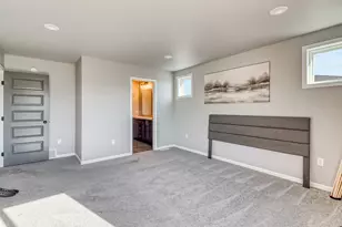 442 Hampton Dr W, Moorhead, MN 56560 - Photo 27