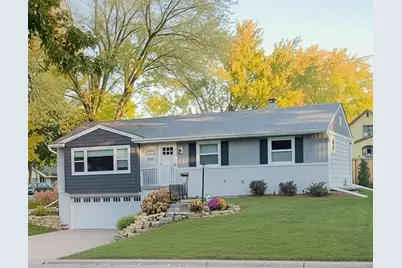 1220 Oak Street W, Stillwater, MN 55082 - Photo 1
