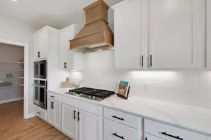 2066 Kestrel Dr, Shakopee, MN 55379 - Photo 5