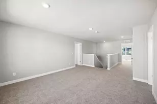 2066 Kestrel Dr, Shakopee, MN 55379 - Photo 15