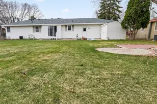 2346 Standridge Ave, Maplewood, MN 55109 - Photo 27