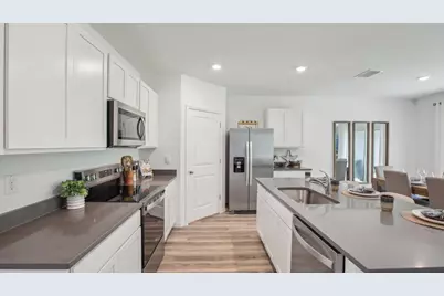 2141 Bluff Heights Drive, Shakopee, MN 55379 - Photo 5