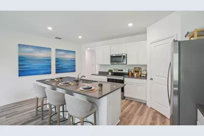 2141 Bluff Heights Drive, Shakopee, MN 55379 - Photo 3