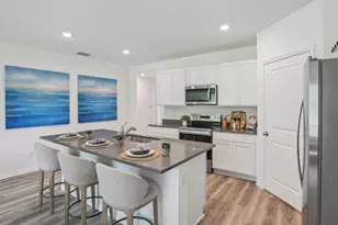 2141 Blf Hts Dr, Shakopee, MN 55379 - Photo 3