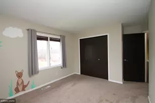 5352 W Hidden Valley Dr, Savage, MN 55378 - Photo 11