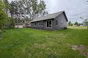 1141 Pinewood Trail, New Richmond, WI 54017 - Photo 21
