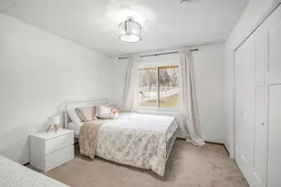 9240 Chesshire Ln N, Maple Grove, MN 55369 - Photo 13