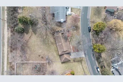 9240 Chesshire Lane N, Maple Grove, MN 55369 - Photo 39