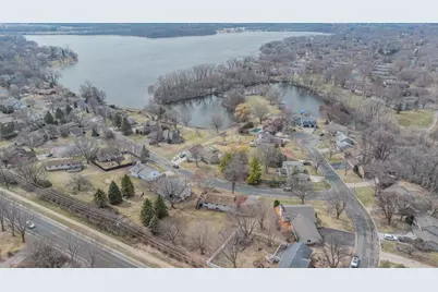 9240 Chesshire Lane N, Maple Grove, MN 55369 - Photo 39