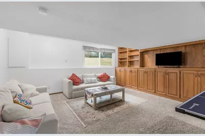 9240 Chesshire Lane N, Maple Grove, MN 55369 - Photo 25