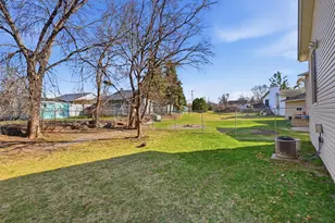 8942 Vinewood Ln N, Maple Grove, MN 55369 - Photo 25