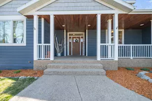 5201 Colonial Ct NE, Alexandria, MN 56308 - Photo 15