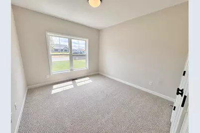 18543 Ifton Way, Lakeville, MN 55044 - Photo 3