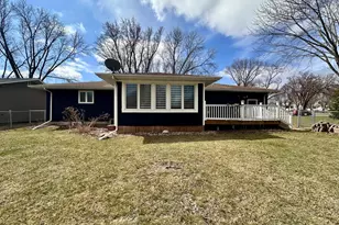 306 N Elm St, Marshall, MN 56258 - Photo 25