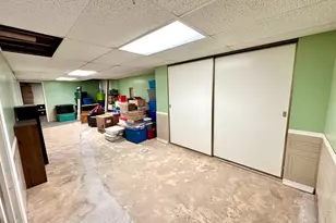 306 N Elm St, Marshall, MN 56258 - Photo 15