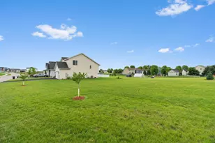 1581 Philipp Way, Shakopee, MN 55379 - Photo 49