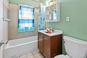 1041 6th St E, Saint Paul, MN 55106 - Photo 11