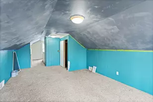 1041 6th St E, Saint Paul, MN 55106 - Photo 15