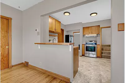 1115 Litchfield Avenue SW, Willmar, MN 56201 - Photo 9