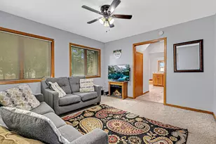 1115 Litchfield Ave SW, Willmar, MN 56201 - Photo 5