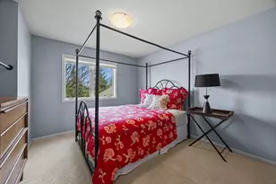 9820 Deerbrook Dr, Chanhassen, MN 55317 - Photo 31