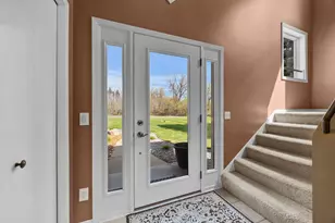 9820 Deerbrook Dr, Chanhassen, MN 55317 - Photo 13