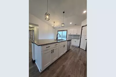 315 Falcon Run, Eagle Lake, MN 56024 - Photo 3