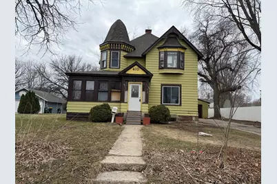 410 11th Street SW, Willmar, MN 56201 - Photo 1