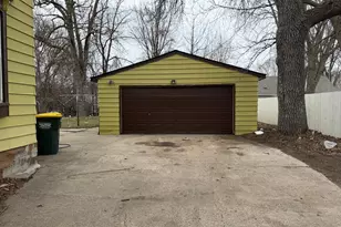 410 11th St SW, Willmar, MN 56201 - Photo 23