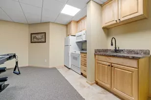 724 Widsten Cir, Wayzata, MN 55391 - Photo 53