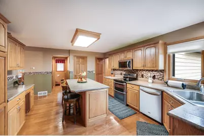 1960 Knollwood Drive, Fairmont, MN 56031 - Photo 11