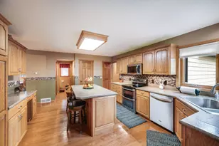 1960 Knollwood Dr, Fairmont, MN 56031 - Photo 11