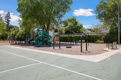 5829 Ewing Avenue S, Edina, MN 55410 - Photo 55