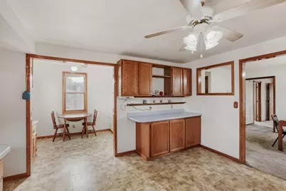 945 Front Avenue, Saint Paul, MN 55103 - Photo 5