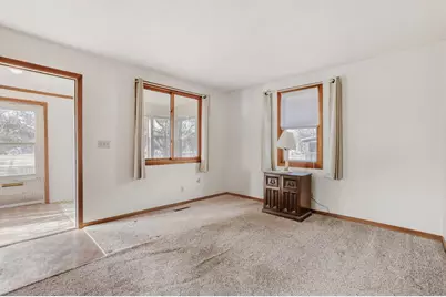 945 Front Avenue, Saint Paul, MN 55103 - Photo 11