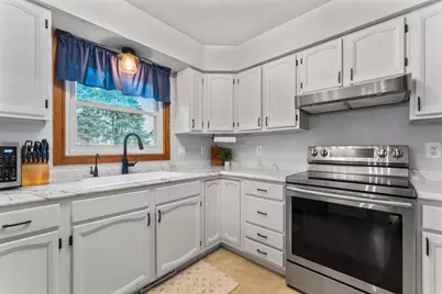 321 7th Street NW, Byron, MN 55920 - Photo 3