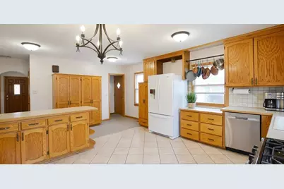 6415 47th Avenue N, Crystal, MN 55428 - Photo 3