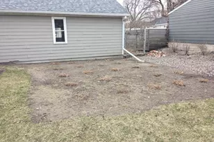 2924 Quail Ave N, Golden Valley, MN 55422 - Photo 33