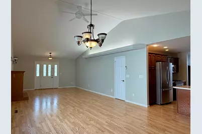 826 N McKay Avenue NE, Alexandria, MN 56308 - Photo 11