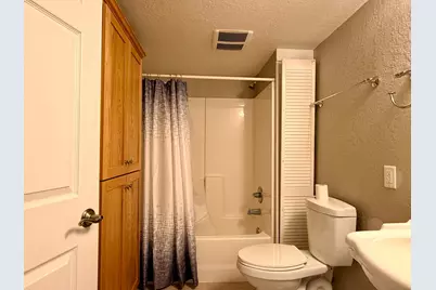 826 N McKay Avenue NE, Alexandria, MN 56308 - Photo 41