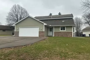 15125 Southwind Dr, Burnsville, MN 55306 - Photo 1