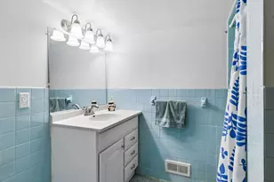 549 Asbury St N, Saint Paul, MN 55104 - Photo 25