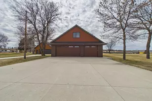 28840 S Shore Dr, Starbuck, MN 56381 - Photo 25