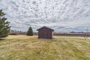 28840 S Shore Dr, Starbuck, MN 56381 - Photo 37