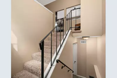 7321 Woodstock Curve, Bloomington, MN 55438 - Photo 5