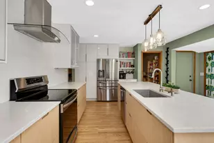 2955 Regent Ave N, Golden Valley, MN 55422 - Photo 11