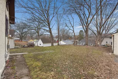 2155 Reaney Avenue E, Saint Paul, MN 55119 - Photo 31