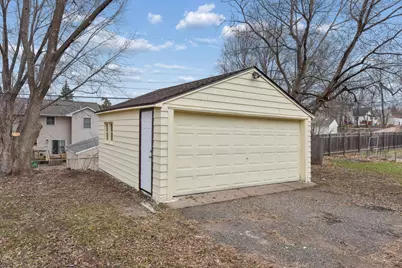 2155 Reaney Avenue E, Saint Paul, MN 55119 - Photo 25