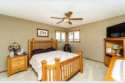 5642 County Road 5 NW, Byron, MN 55920 - Photo 25